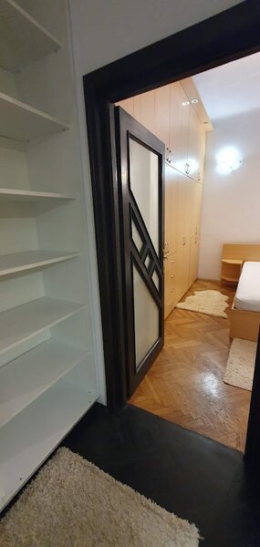 Unirii, Tineretului Parcul Carol, parcare acoperita in curte, PET FRIENDLY